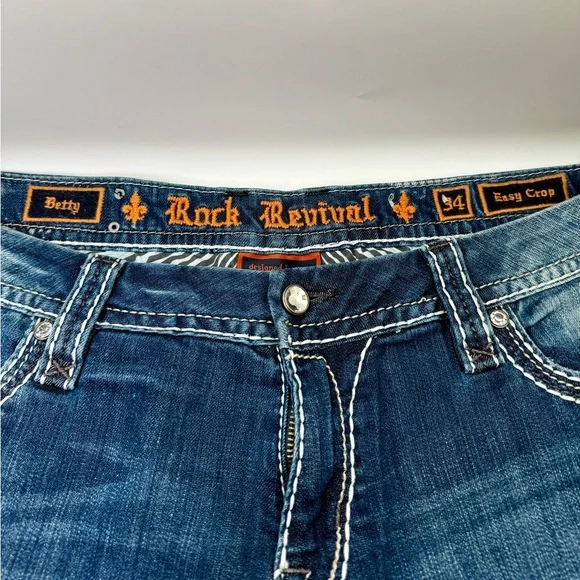 Rock Revival Women's Size 34x24 Embellished “Betty” Easy Crop Jeans - Picture 7 of 15
